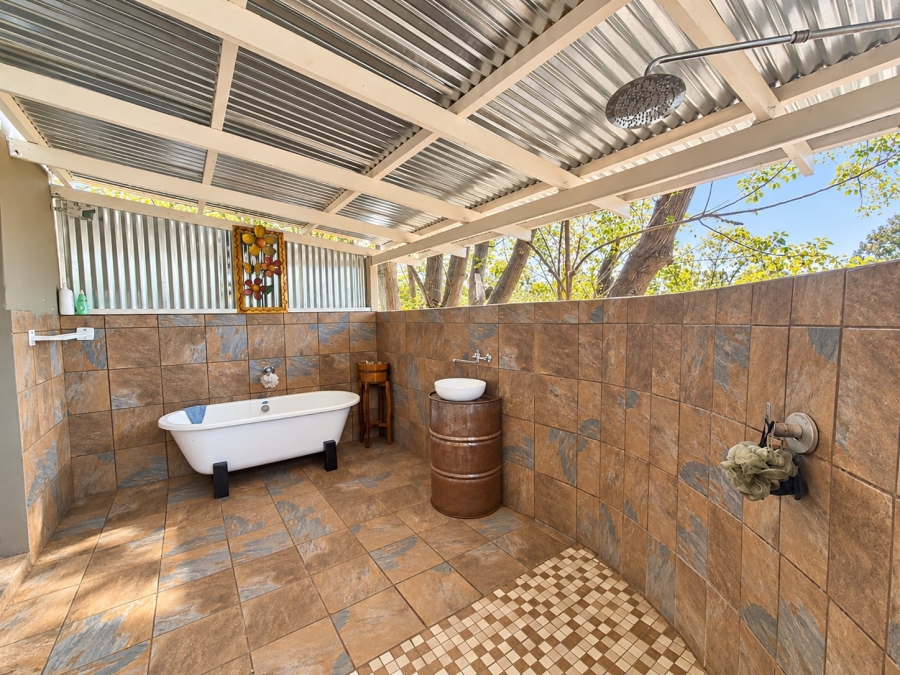 4 Bedroom Property for Sale in Olifantshoek Northern Cape